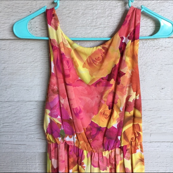 ‼️ SOLD ‼️ Alice + Olivia Floral Sundress - Picture 2 of 7